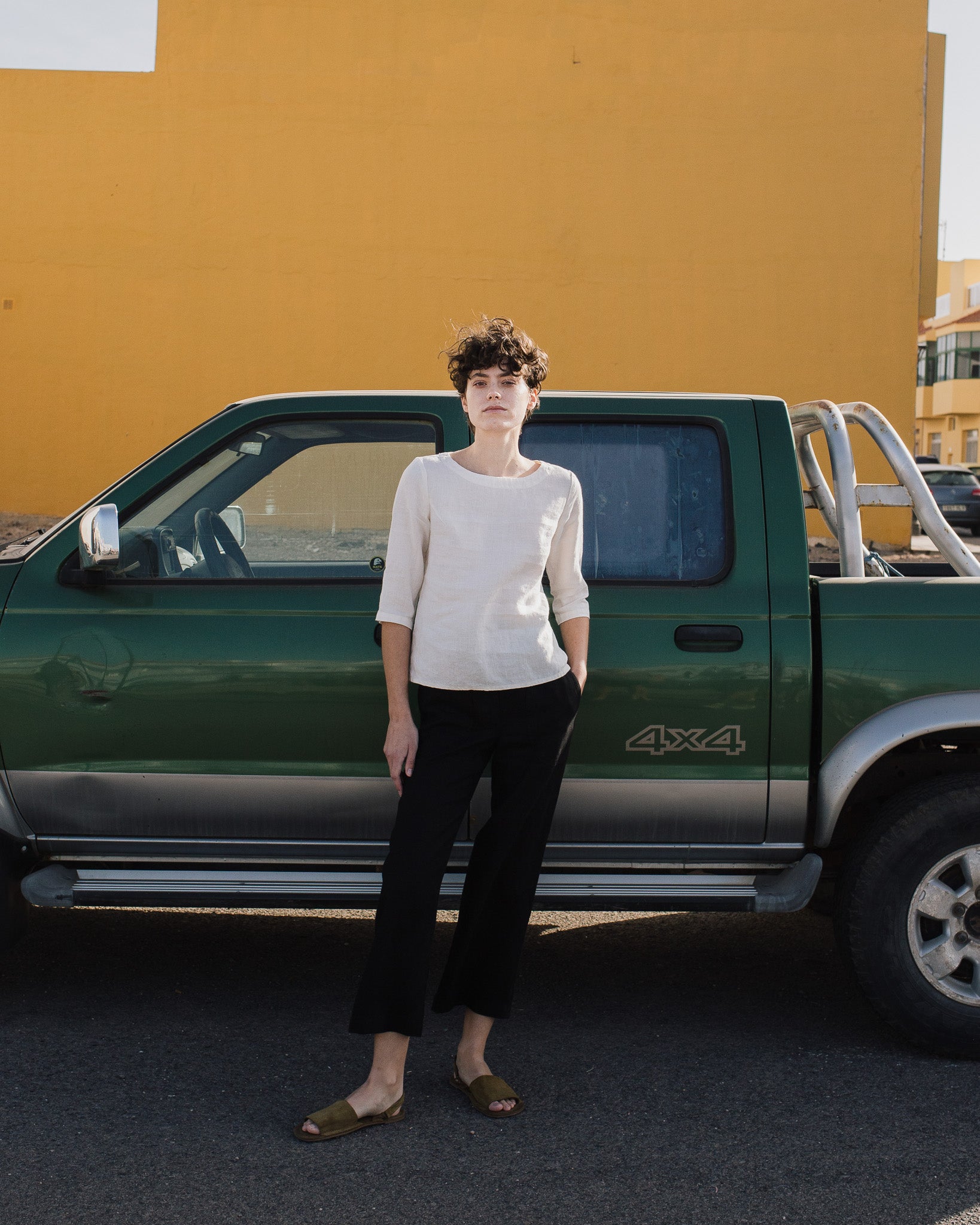 DAVOS fitted linen top - notperfectlinen