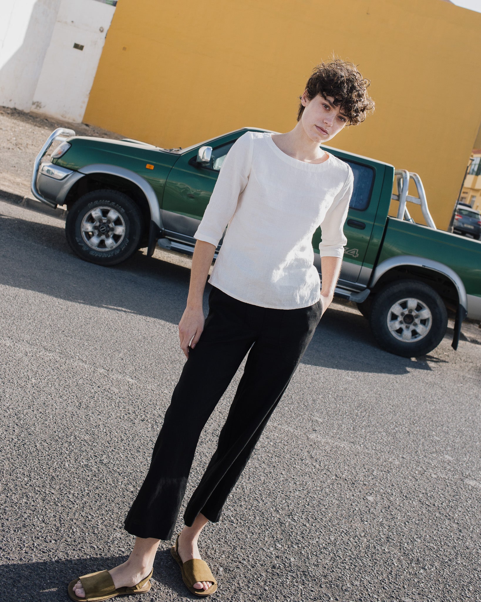 DAVOS fitted linen top - notperfectlinen