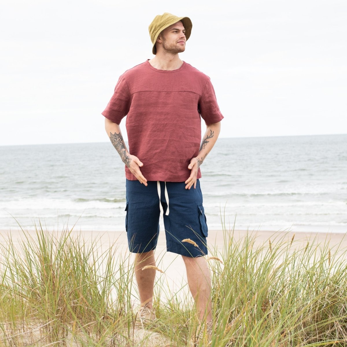 R: Men’s cargo linen shorts MACKAY (Size: S; Color: Admiral Blue) - notperfectlinen