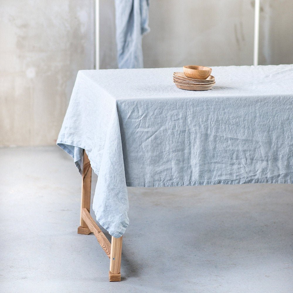 Linen tablecloth (140x138 cm | 55.1x54.3 in) - notperfectlinen