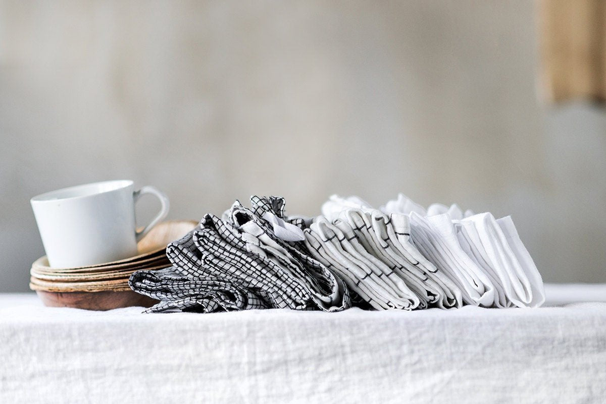 Linen tablecloth (350x138 cm | 137.8x54.3 in) - notperfectlinen