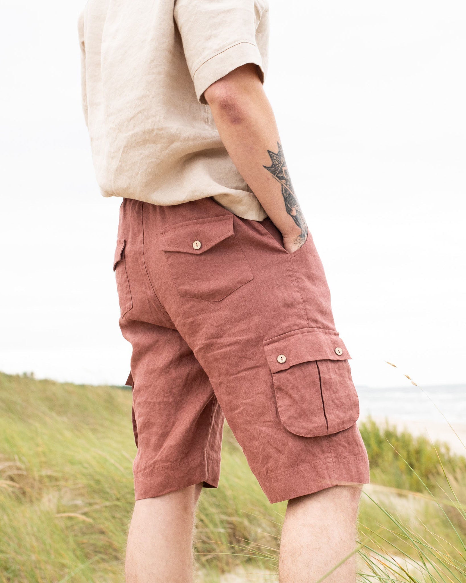 R: Men’s cargo linen shorts MACKAY (Size: S; Color: Admiral Blue) - notperfectlinen