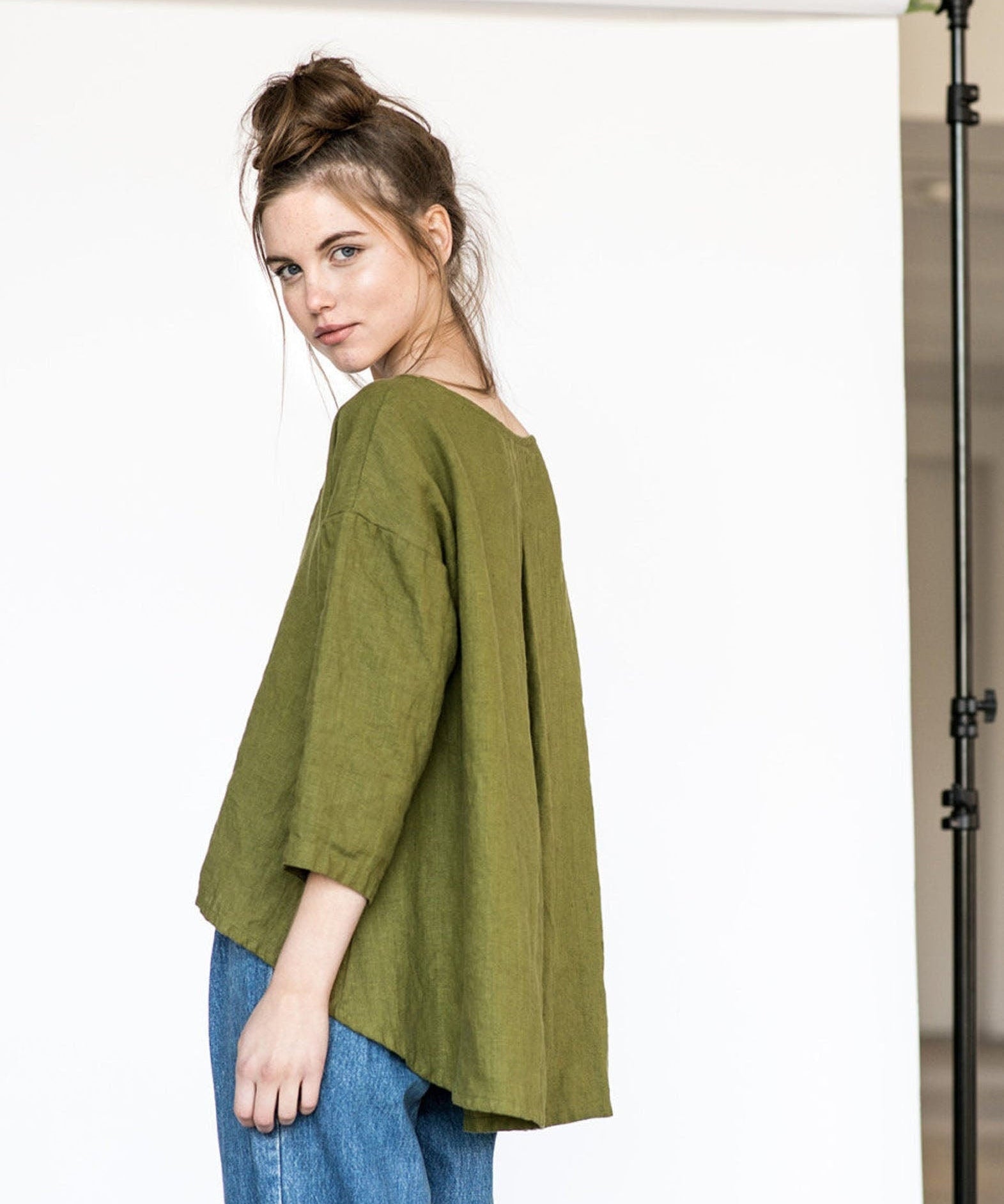 LEAF cropped front linen top - notperfectlinen