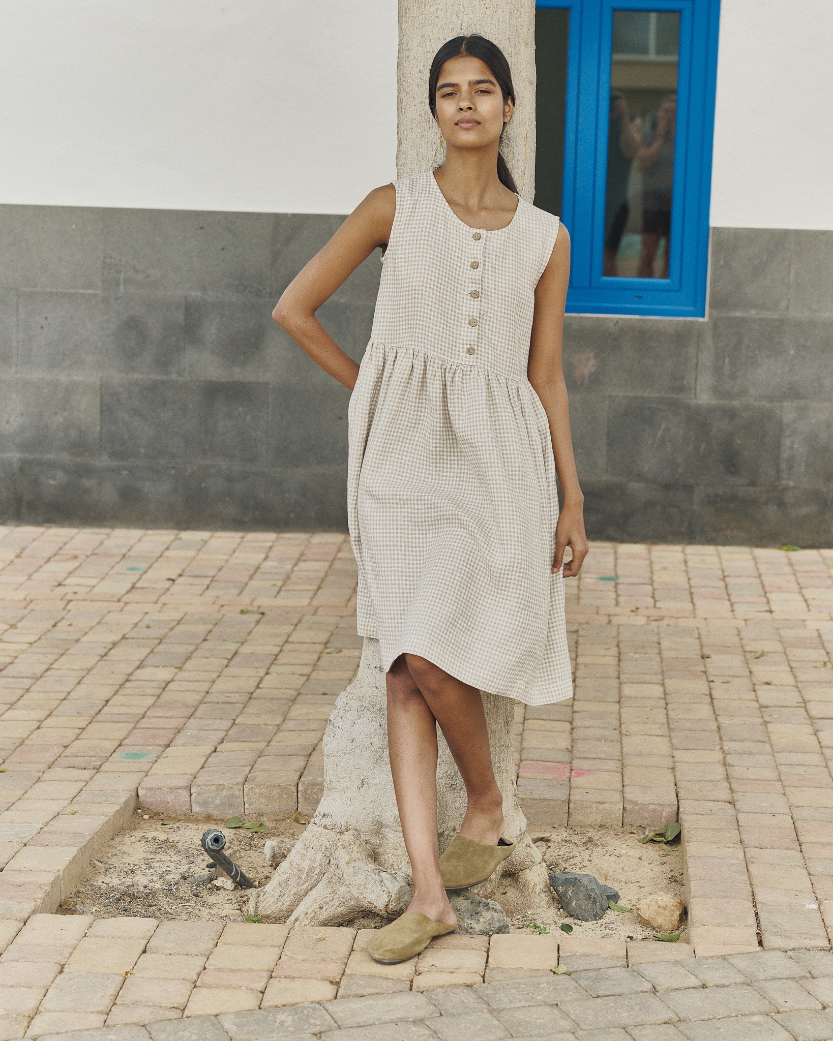 Sleeveless midi MAMA linen dress