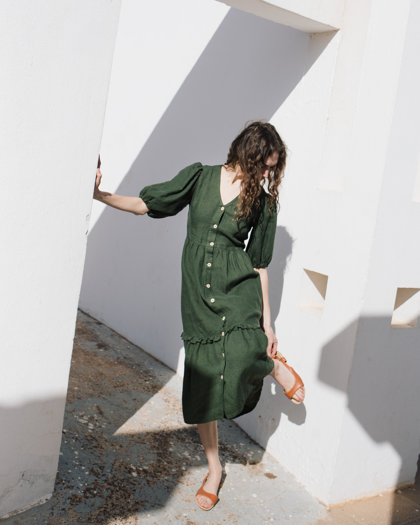 ELYSIAN V-neck linen dress - notperfectlinen