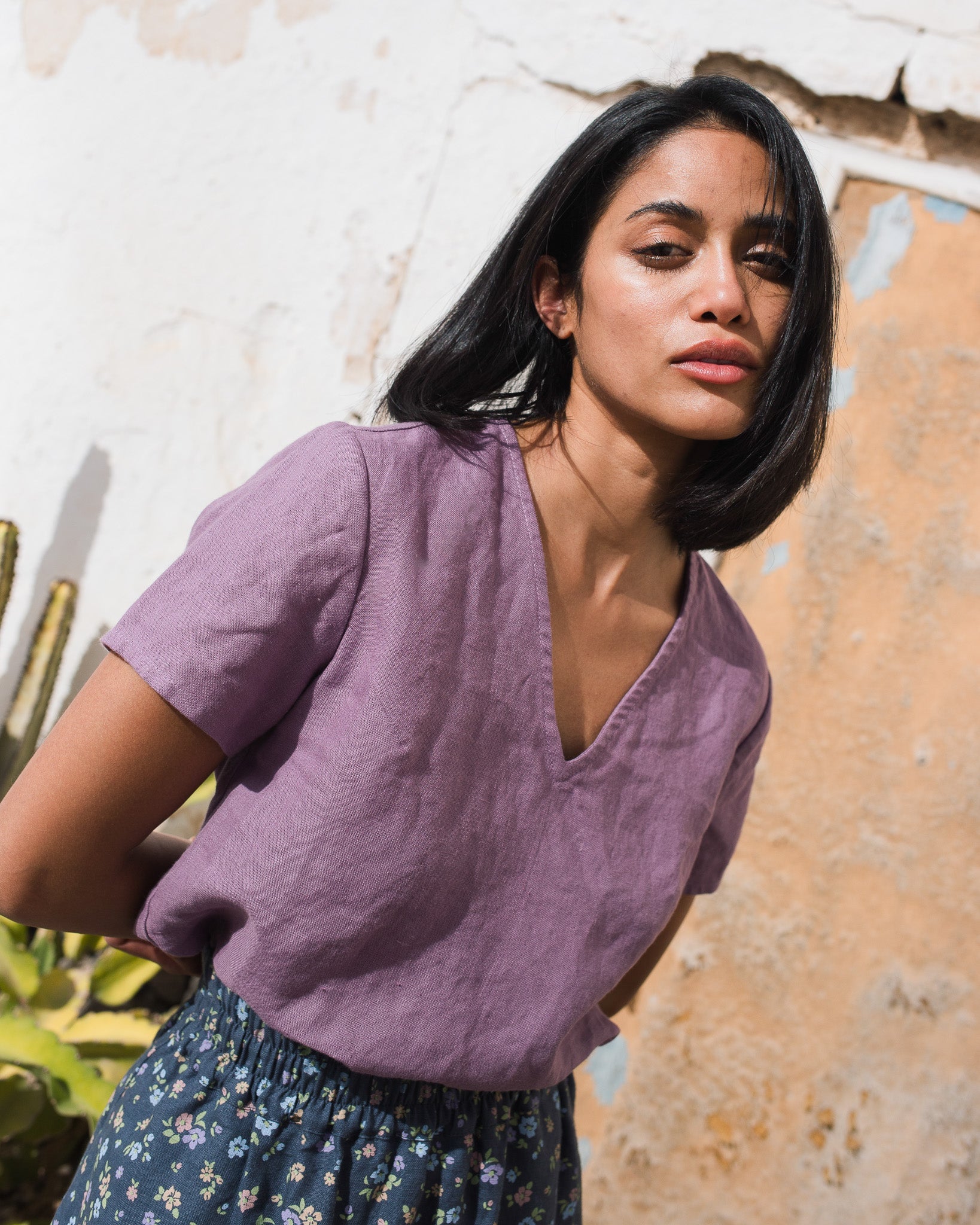 LUCA V-neck fitted linen top - notperfectlinen