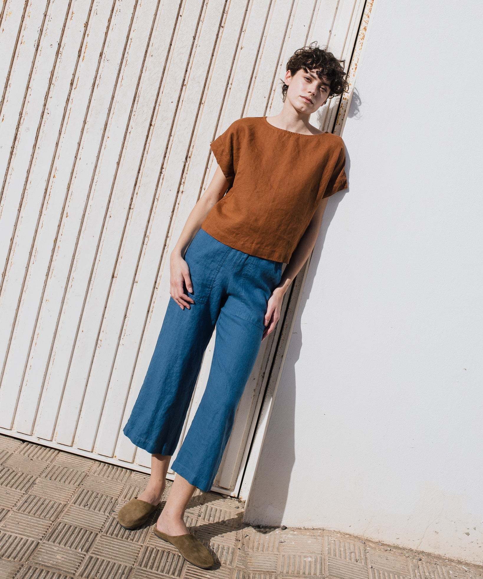 PUGLIA straight cut cropped linen pants - notperfectlinen