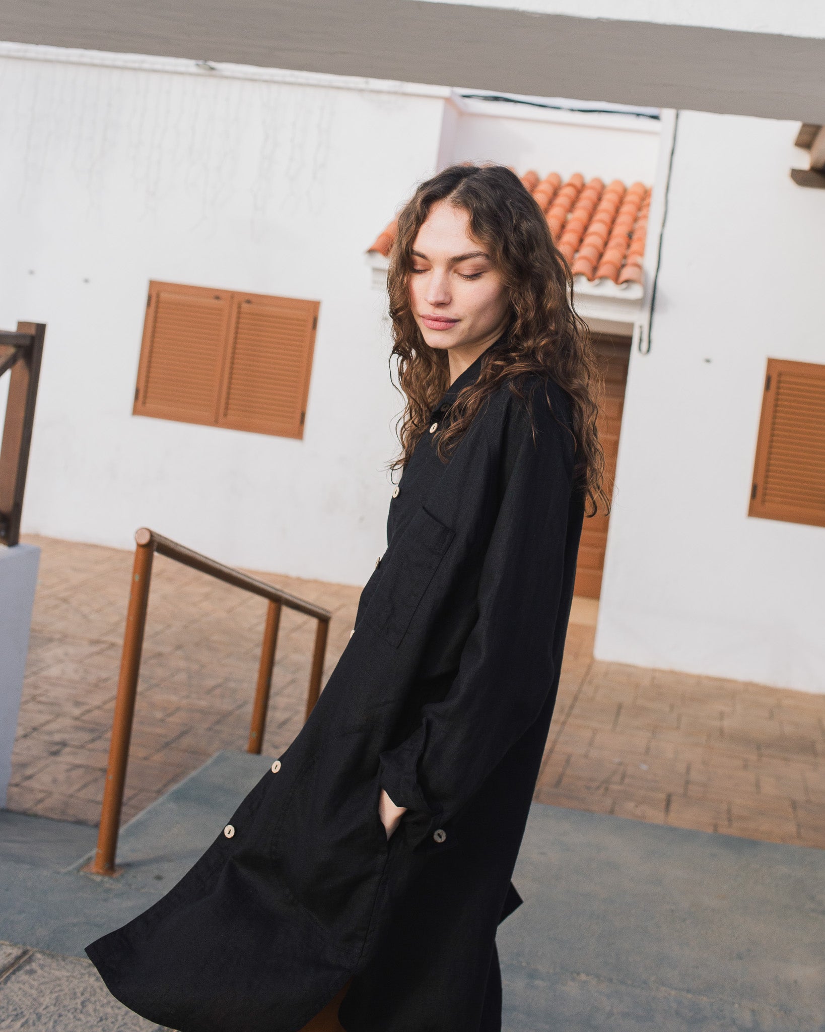 LIVORNO-2 oversized linen collar shirt - notperfectlinen