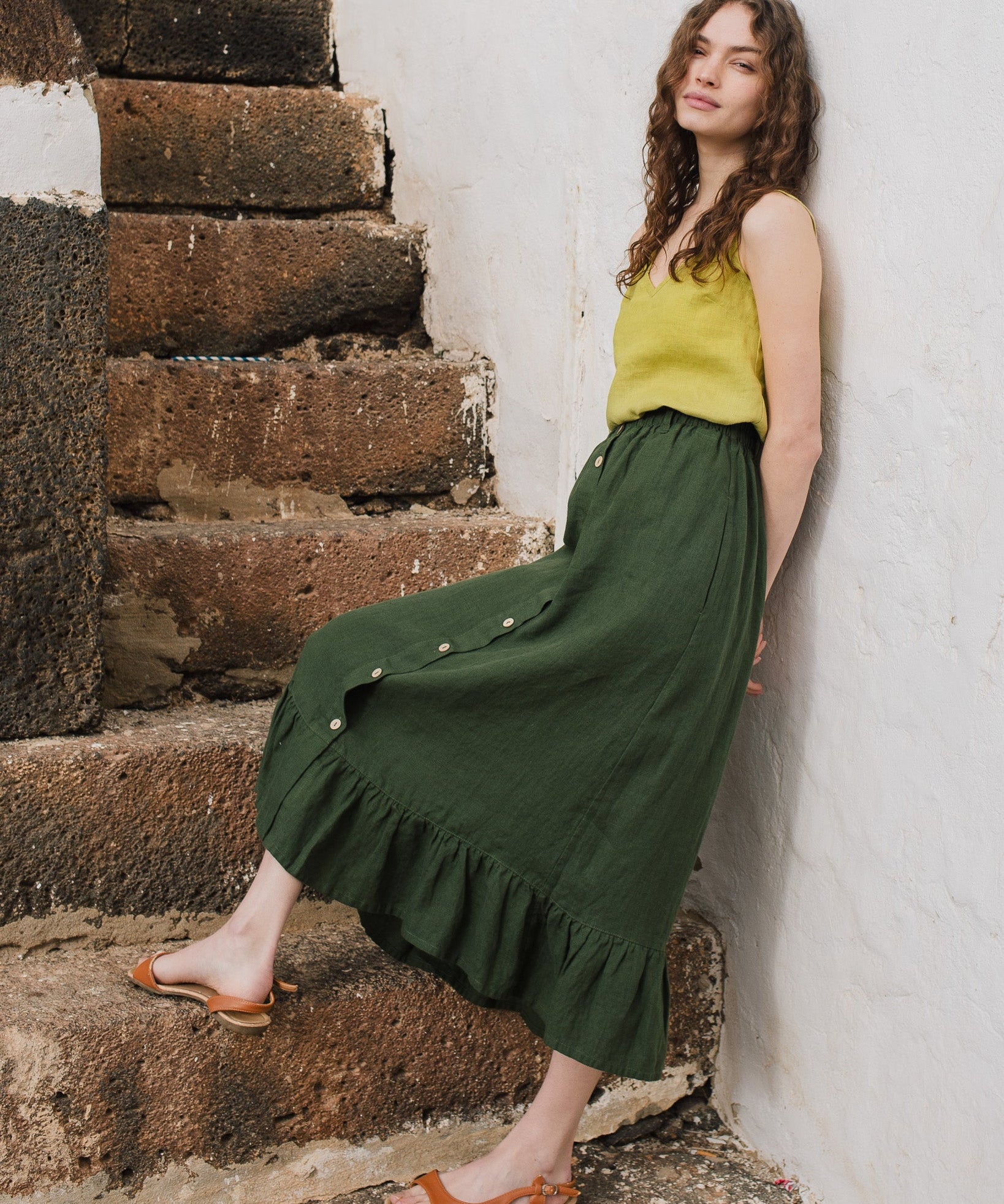 EUREKA ruffled hem buttoned linen skirt - notperfectlinen