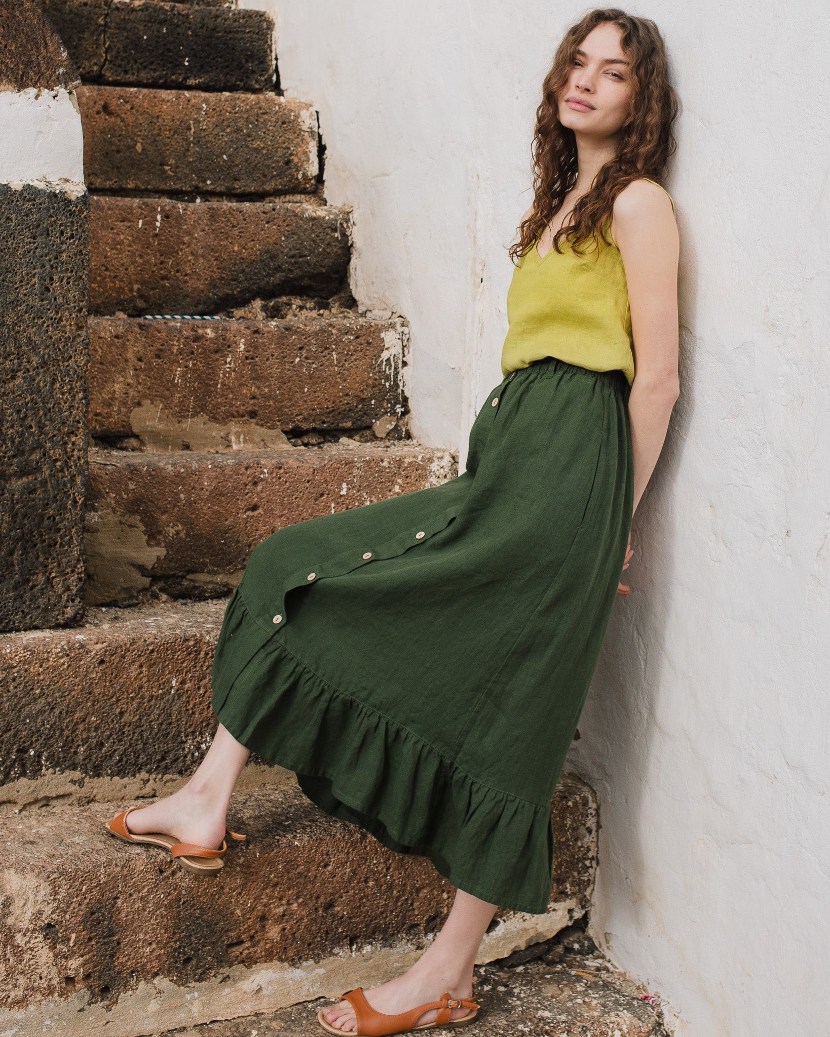 EUREKA ruffled hem buttoned linen skirt - notperfectlinen