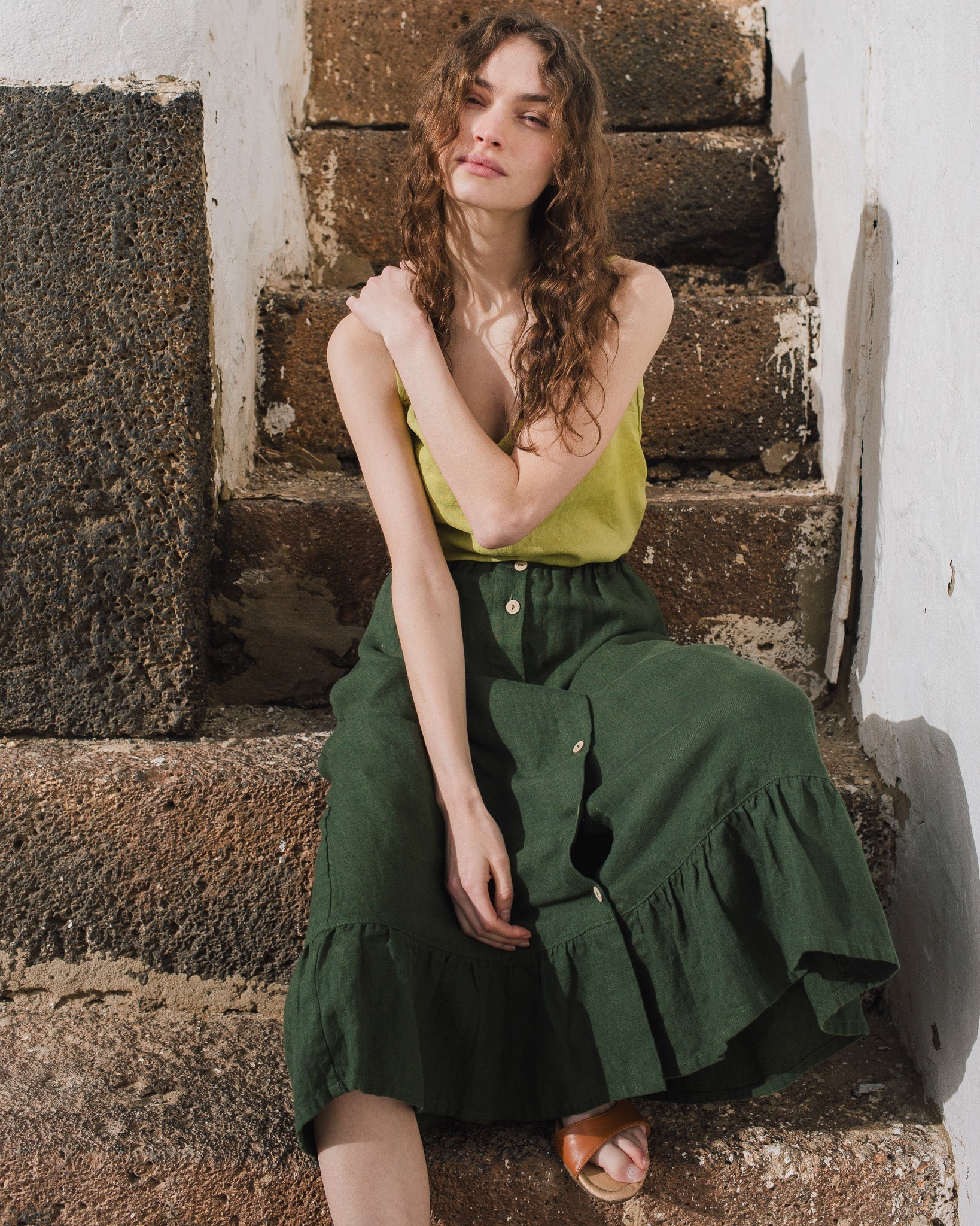 EUREKA ruffled hem buttoned linen skirt - notperfectlinen