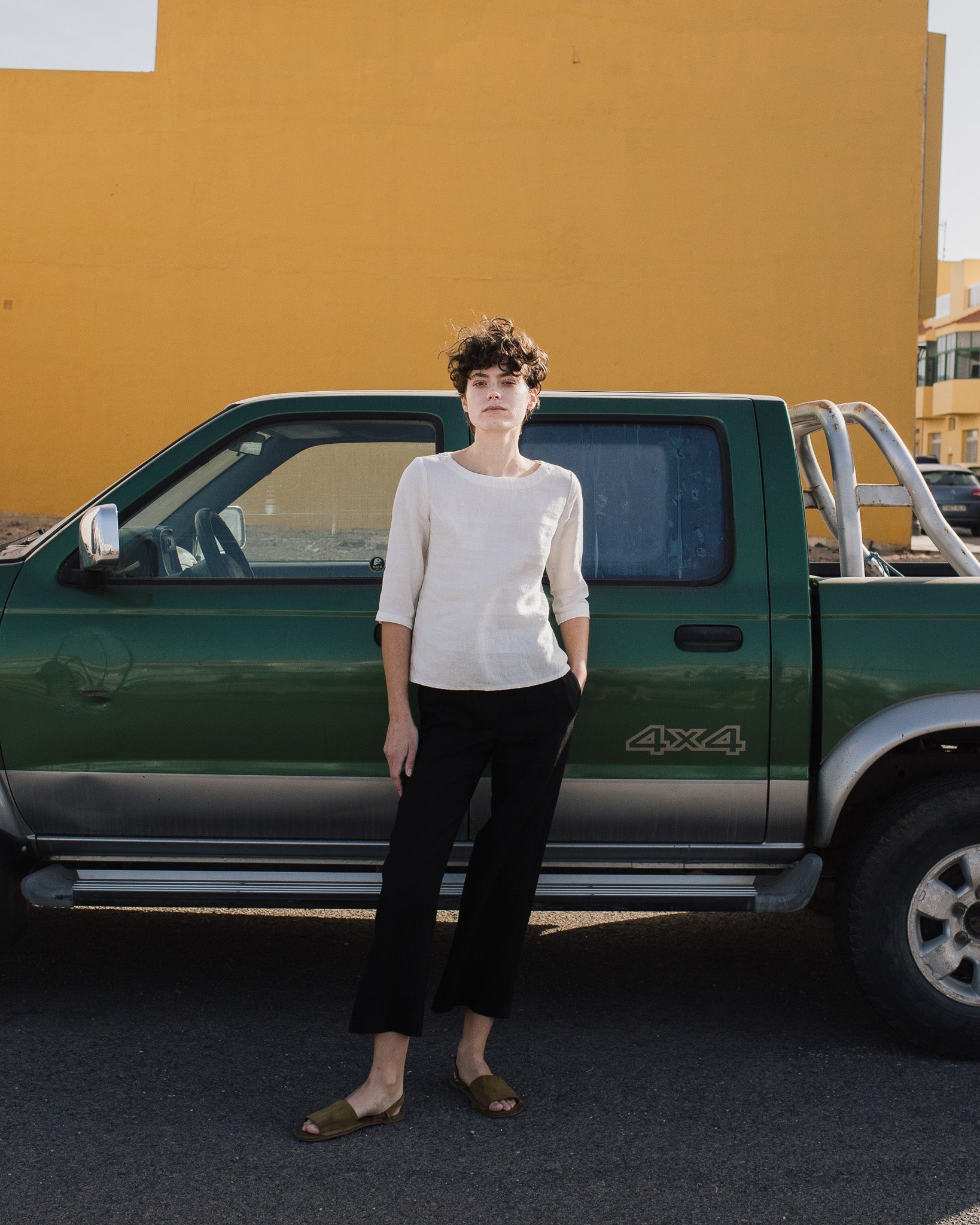 DAVOS fitted linen top - notperfectlinen