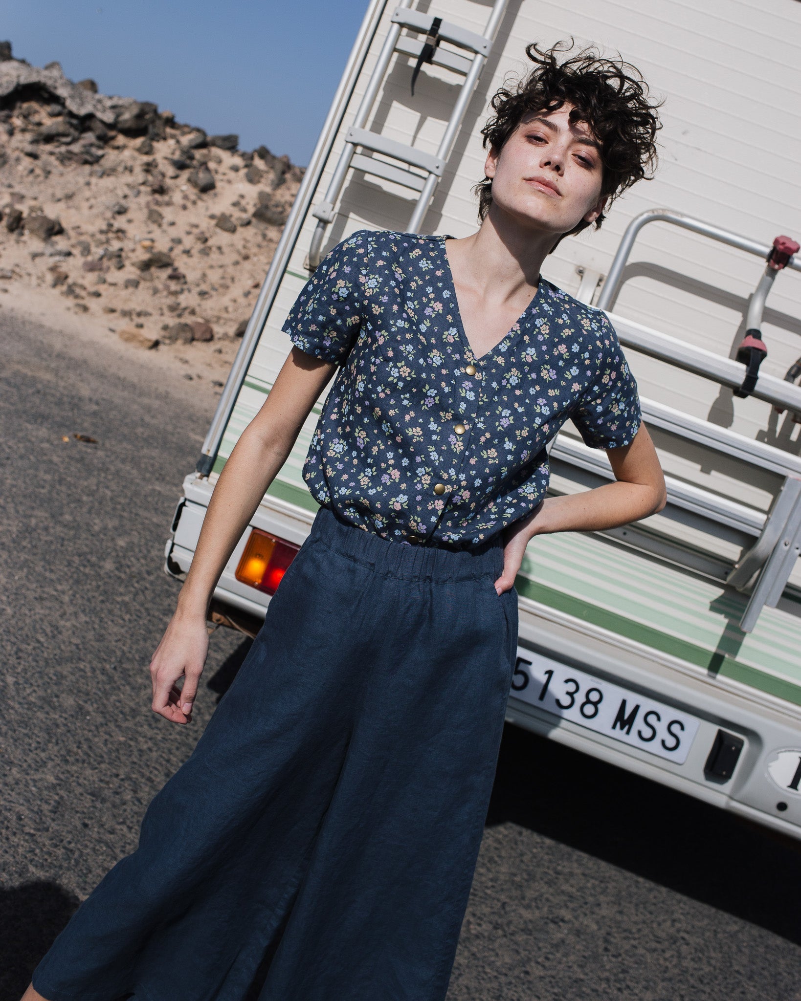 GETTY front snaps linen top - notperfectlinen