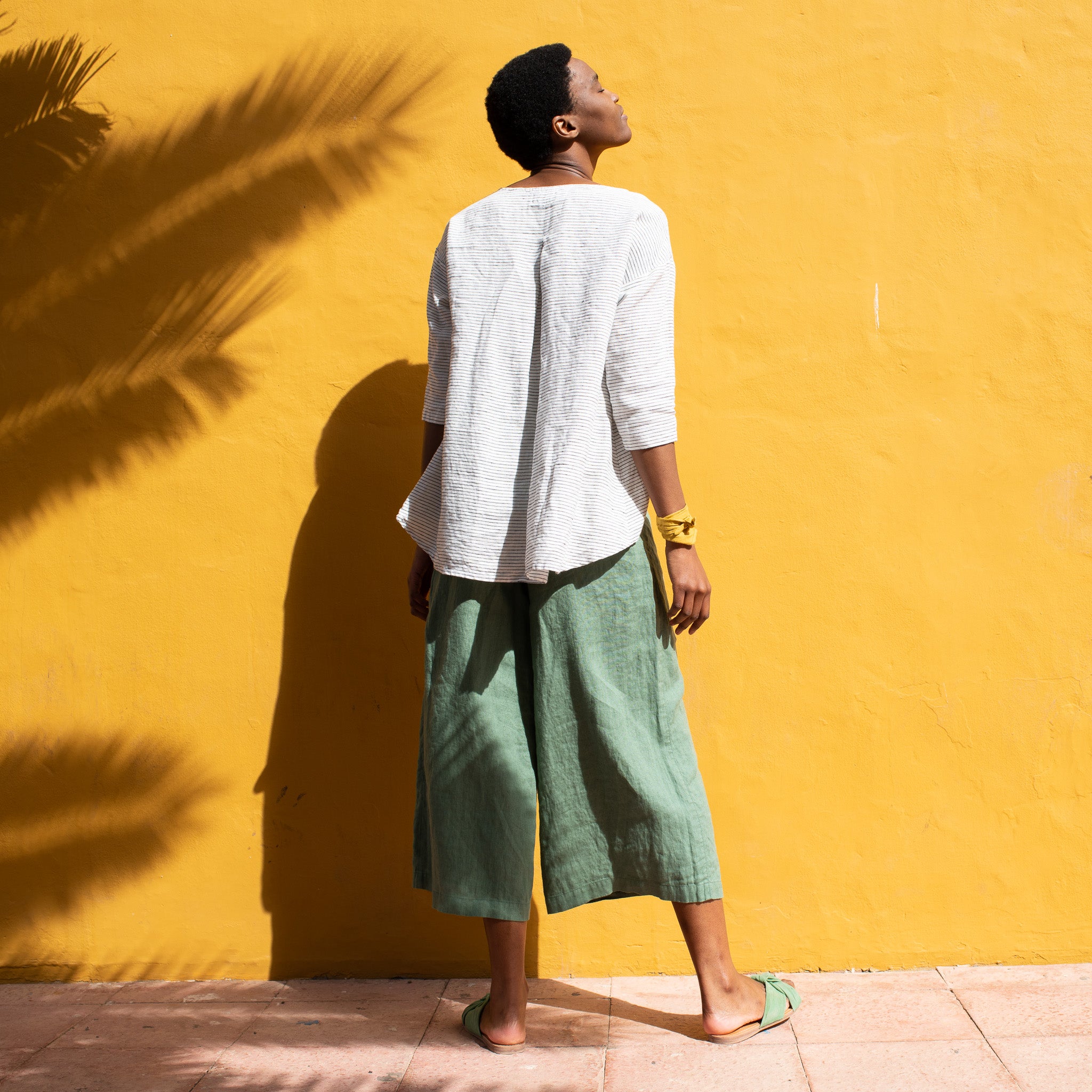 LEAF cropped front linen top - notPERFECTLINEN