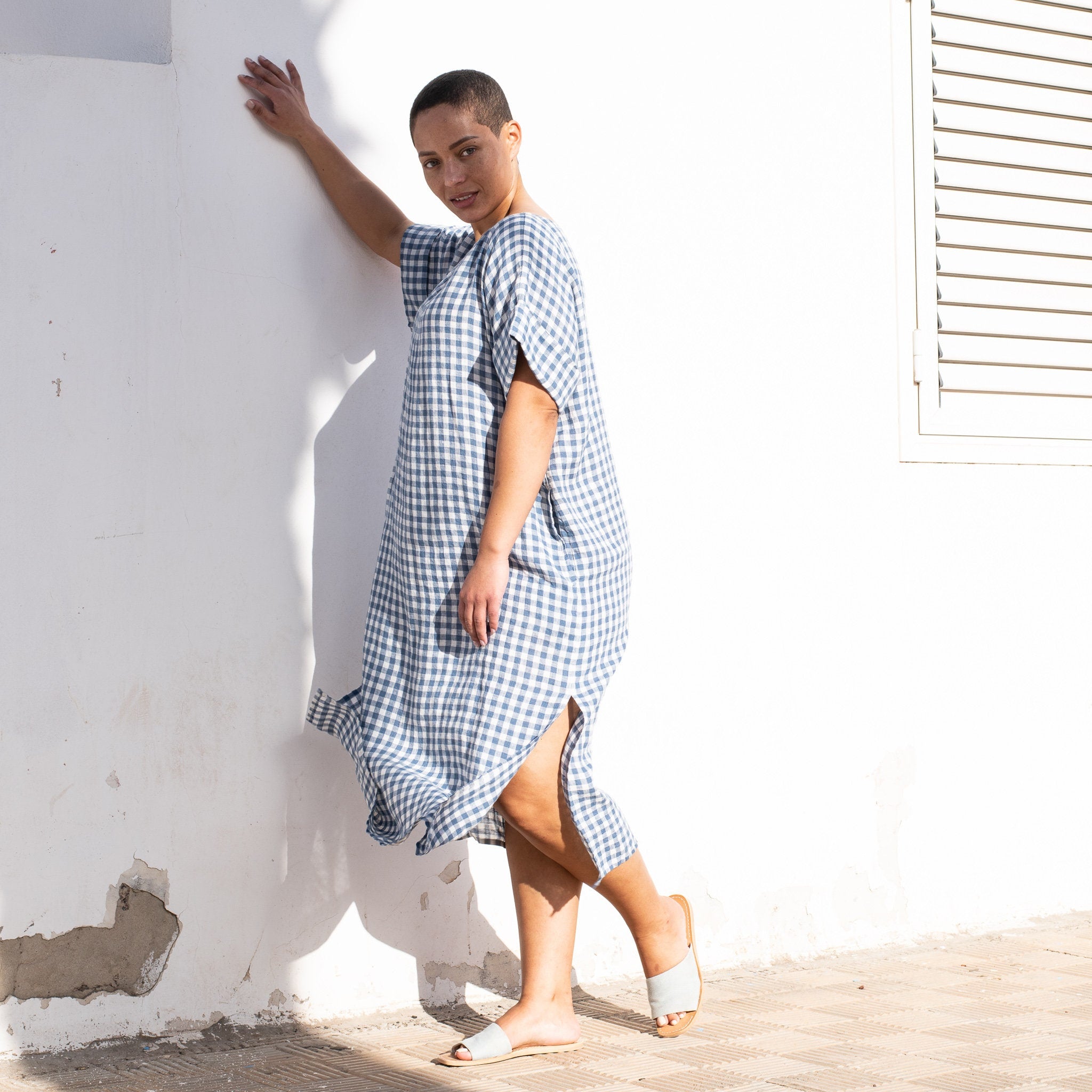 Loose long linen tunic FATIMA / in light weight blue gingham